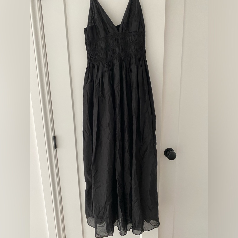 Moon River V neck midi dress in black